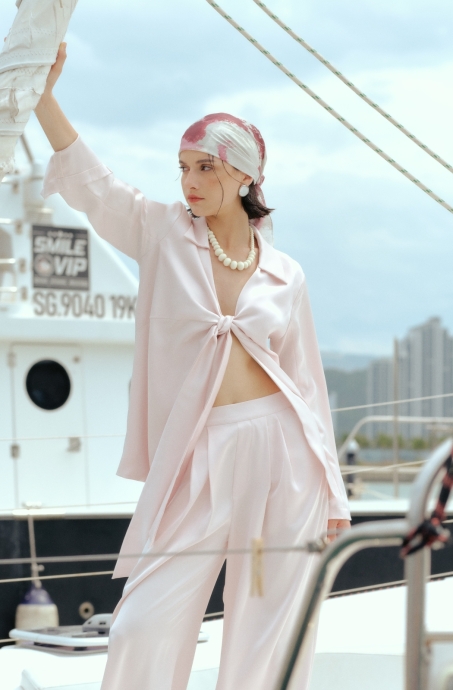 azure-set-pink